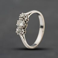 Pre-Owned Vintage White Gold 0.33ct Brilliant Cut Diamond Three Stone Ring 41483000