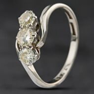 Pre-Owned Vintage White Gold Diamond Three Stone Ring 4148420