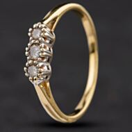 Pre-Owned 18ct Yellow Gold Diamond Three Stone Ring 4158408