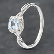 Pre-Owned 9ct White Gold Aquamarine & Brilliant Cut Diamond Cluster Ring 41671487