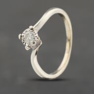 Pre-Owned 9ct Yellow Gold 0.15ct Brilliant Cut Diamond Twist Solitaire Ring 41671579