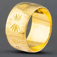 Pre-Owned Vintage 22ct Yellow Gold 9.5mm Patterned Wedding Ring 41871228