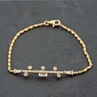 Pre-Owned 14ct Yellow Gold 0.62ct Diamond Baguette & Brilliant Cut 7 Inch Bracelet 43071013