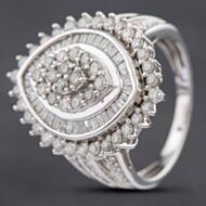 Pre-Owned 9ct White Gold 1.50ct Diamond Cluster Ring 431200227