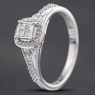 Pre-Owned 9ct White Gold 0.20ct Diamond Cluster Ring 431201641