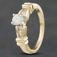 Pre-Owned 14ct Yellow Gold 0.32ct Brilliant Cut Diamond Shoulder Set Solitaire Ring 43121001