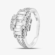 Pre-Owned 18ct White Gold Baguette & Brilliant Cut Diamond Fancy Dress Ring 43121084
