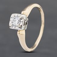 Pre-Owned 9ct Yellow Gold 0.29ct Brilliant Cut Diamond Solitaire Ring 43121122