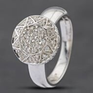 Pre-Owned 18ct White Gold Brilliant Cut Diamond Round Cluster Ring 43121168