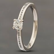 Pre-Owned Platinum 0.28ct Brilliant Cut Diamond Solitaire Ring 43121173