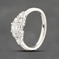 Pre-Owned Platinum 1.04ct Brilliant Cut Diamond Seven Stone Ring 43121186