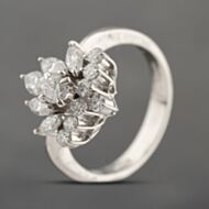 Pre-Owned Platinum 1.00ct Diamond Cluster Ring 43121291