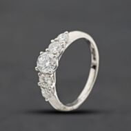 Pre-Owned Platinum 1.00ct Brilliant Cut Diamond Graduated Five Stone Ring 43121340