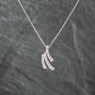 Pre-Owned 18ct White Gold 1.00ct Brilliant Cut Diamond 3 Bar Dropper Pendant & 16 Inch Trace Chain 43141260
