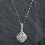 Pre-Owned 9ct White Gold 1.00ct Brilliant Cut Diamond Pendant & 18 Inch Box Chain 4314156