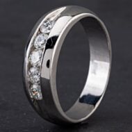 Pre-Owned 14ct White Gold Five Stone Diamond Ring 4315025