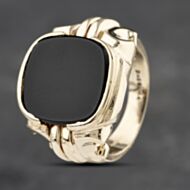 Pre-Owned 9ct Yellow Gold Onyx Cushion Shape Signet Ring 43151017