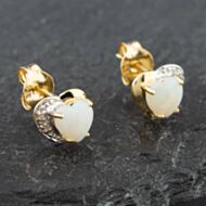Pre-Owned Yellow Gold 0.50ct Opal & Diamond Heart Shape Stud Earrings 43171069
