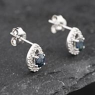 Pre-Owned 9ct White Gold 0.38ct Sapphire & Diamond Teardrop Cluster 8.5mm Stud Earrings 43171272