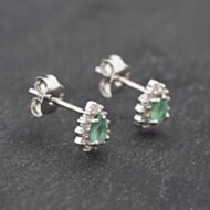 Pre-Owned 9ct White Gold 0.26ct Emerald & Diamond Teardrop Cluster 7.2mm Stud Earrings 43171283