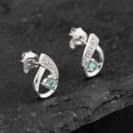 Pre-Owned 9ct White Gold 0.13ct Emerald & Diamond Open Work Swirl 12mm Stud Earrings 43171336