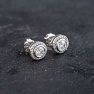 Pre-Owned 14ct White Gold 4mm 0.65ct Brilliant Cut Diamond Cluster Stud Earrings 43171350