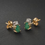 Pre-Owned 9ct Yellow Gold Emerald & 0.06ct Brilliant Cut Diamond 8.4mm Stud Earrings 43171459