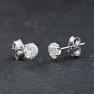 Pre-Owned Platinum 1.20ct Brilliant Cut Diamond Stud Earrings 43171491