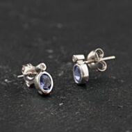 Pre-Owned 9ct White Gold Tanzanite & Brilliant Cut Diamond Oval 7.4mm Stud Earrings 43171498