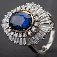 Pre-Owned 14ct White Gold Oval 6.08ct Sapphire & Diamond Cluster Ring 4328168