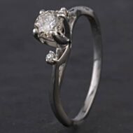 Pre-Owned 9ct White Gold 0.32ct Brilliant Cut Diamond Diamond Set Shoulders Solitaire Ring 4328624