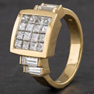 Pre-Owned 14ct Yellow Gold Princess Cut Diamond Square Cluster Ring 4328786