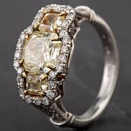 Pre-Owned Platinum Yellow Diamond Three Stone Diamond Cluster with Open Shoulders 2.01ct Ring 4332217