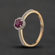 Pre-Owned 9ct Yellow Gold 0.50ct Ruby & 0.11ct Diamond Round Cluster Ring 43351073
