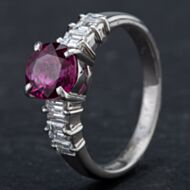 Pre-Owned Platinum 1.29ct Ruby & Brilliant 0.48ct Diamond Shoulders Ring 4335154