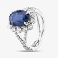 Pre-Owned Platinum 4.47ct Oval Cut Sapphire & 0.97ct Brilliant Cut Diamond Cluster Ring 43361062