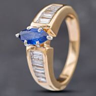 Pre-Owned 14ct Yellow Gold Marquise Cut Sapphire & Baguette Cut Diamond Set Shoulders Dress Ring 43361071