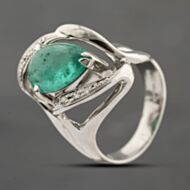 Pre-Owned Platinum 2.95ct Cabochon Cut Emerald & 0.08ct Diamond Tear Drop Dress Ring 43371067