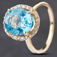 Pre-Owned 14ct Yellow Gold 6.01ct Blue Topaz & 0.36ct Brilliant Cut Diamond Oval Cluster Ring 4345014