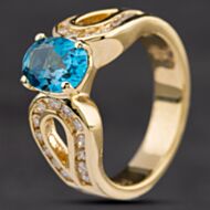 Pre-Owned 14ct Yellow Gold Oval Blue Topaz & Diamond Open Two Row Shoulder Set Solitaire Ring 4345024