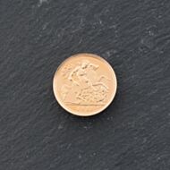 Pre-Owned 22ct Yellow Gold 1982 Queen Elizabeth II Half Sovereign Coin 47011166