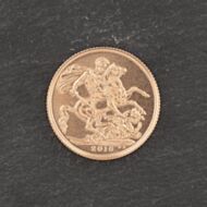 Pre-Owned 22ct Yellow Gold Queen Elizabeth Ii 2016 Full Sovereign Coin 47021159