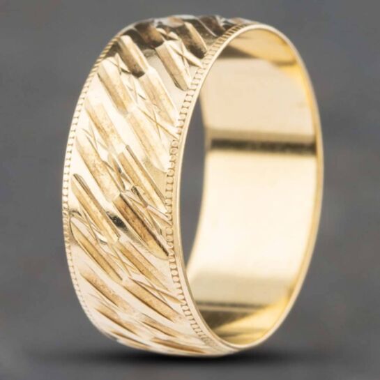 Pre-Owned 9ct Yellow Gold 8mm Patterned Wedding Ring 41871213