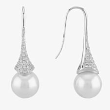 18ct White Gold Freshwater Pearl and Diamond Dropper Earrings  EOX70103DD
