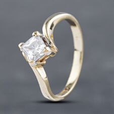 Pre-Owned 9ct Yellow Gold Cubic Zirconia Square Solitaire Ring 41102681