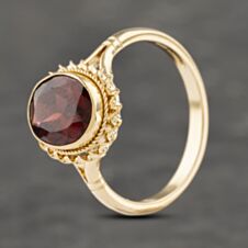 Pre-Owned 9ct Yellow Gold Garnet Oval Dress Ring 41103250