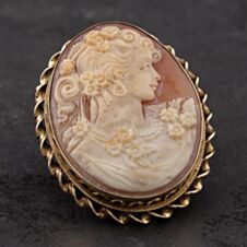 Pre-Owned Vintage 9ct Yellow Gold Cameo Oval Brooch 41131060