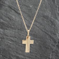 Pre-Owned 9ct Yellow Gold Patterned Cross Pendant & 18 Inch Belcher Chain 41142281