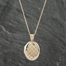 Pre-Owned 9ct Yellow Gold Diamond Oval Locket Pendant & 18 Inch Trace Chain 41142349