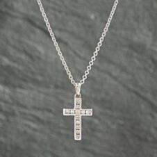 Pre-Owned 18ct White Gold 0.33ct Diamond Cross Pendant & 18 Inch Belcher Chain 41142457